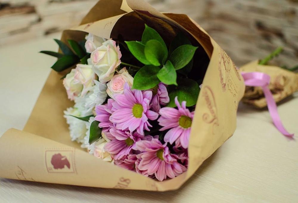 Букет цветов из: Розы и Хризантемы в Тоцкое