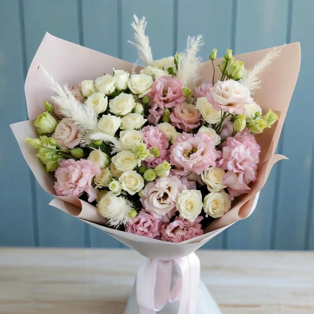 Букет цветов из: Альстромерии и Розы в Тоцкое