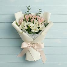 Букет цветов из:  Альстромерии #REPLACE_PRED# Тоцкое