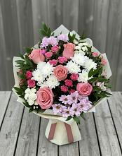 Букет цветов из:  Альстромерии, Гвоздики, Розы и Хризантемы в Тоцкое