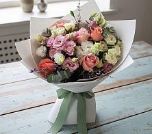 Букет цветов из:  Розы, Лизиантусы и Гвоздики в Тоцкое