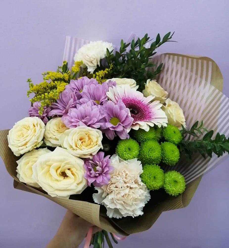 Букет цветов из: Хризантемы, Розы, Гвоздики и Герберы в Тоцкое