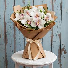 Букет цветов из:  Орхидеи и Розы #REPLACE_PRED# Тоцкое